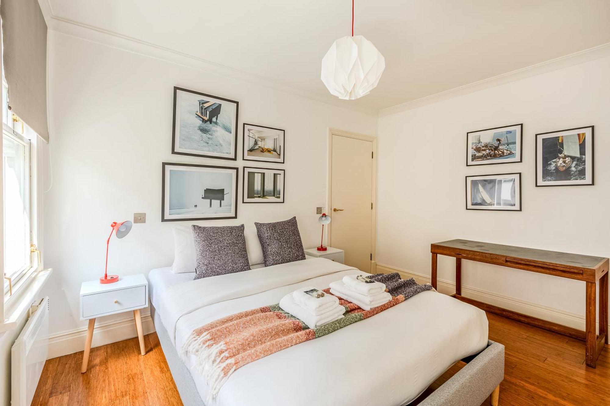 1br Apt, Of London, 2min Aldgate Tube *